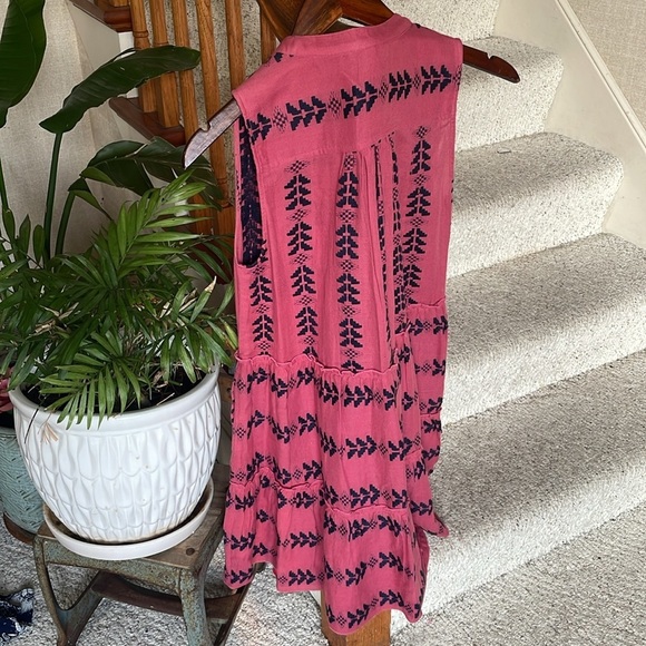 Elan Pink and Navy Aztec Embroidered Dress - Picture 7 of 11